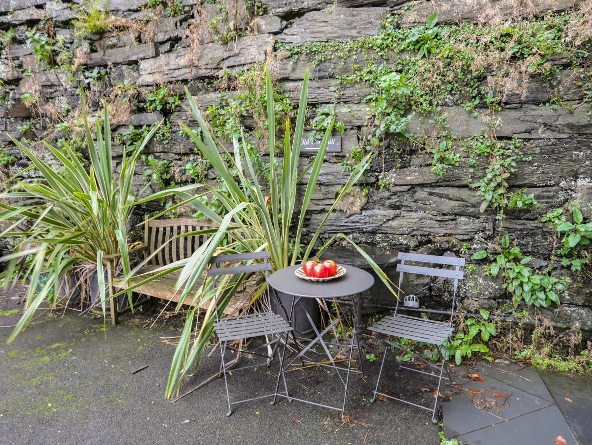 Cornhill Courtyard Apartment Porthmadog Bagian luar foto